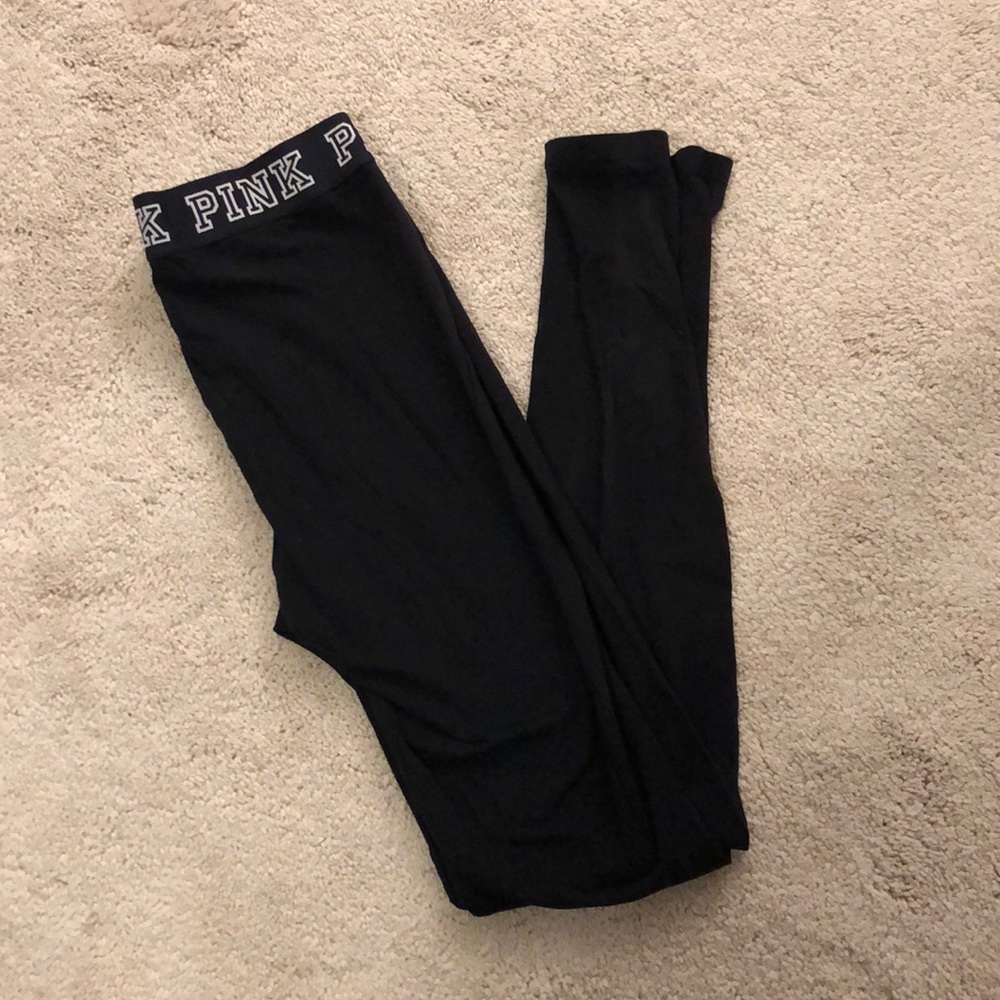 Black leggings